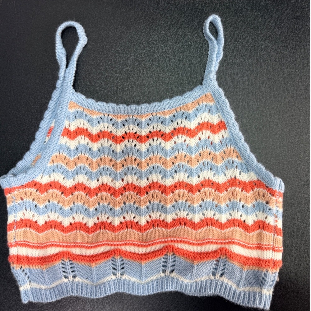 SHEIN Knit Sweater Crop Top Womens XS Chevron Boho Festival Sleeveless Tank Soft - Picture 6 of 10